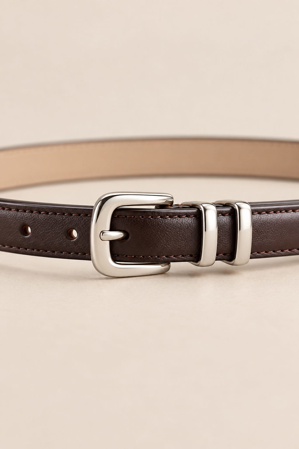 Ceinture Fine Boucle Argentée