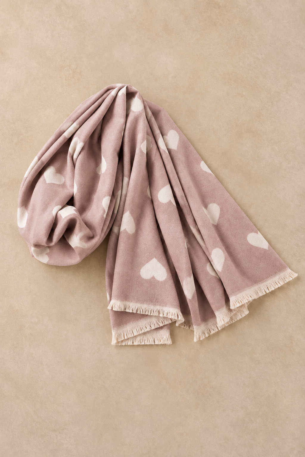 Scarf Hearts Motif Fringes