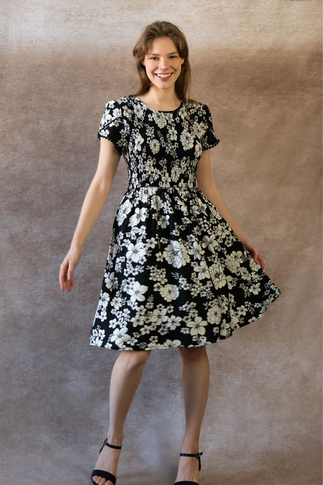 Eloise Robe Courte Fleurie Nid d'Abeille Poches