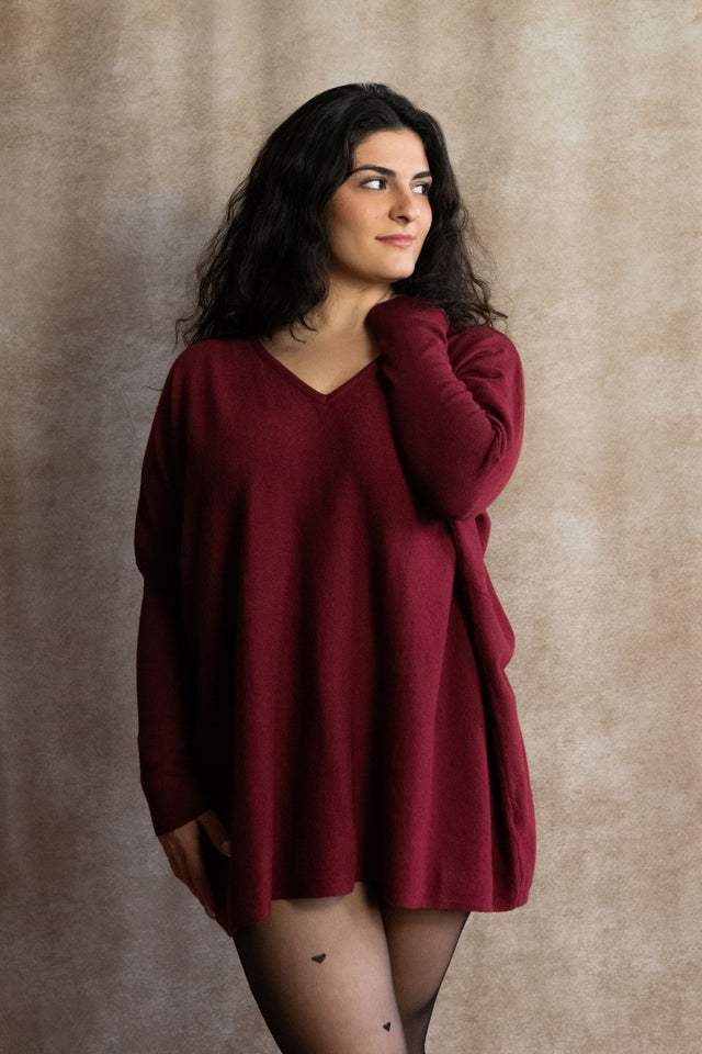 Emma Super Soft V-Neck Oversized Sweater - Onze Montreal Black / XS/S Annick