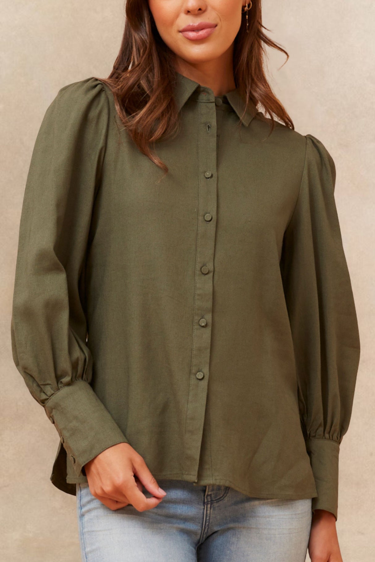 Maxine Chemise Boutonnée Manches Longues Poignets Bouffants Classique Élégante