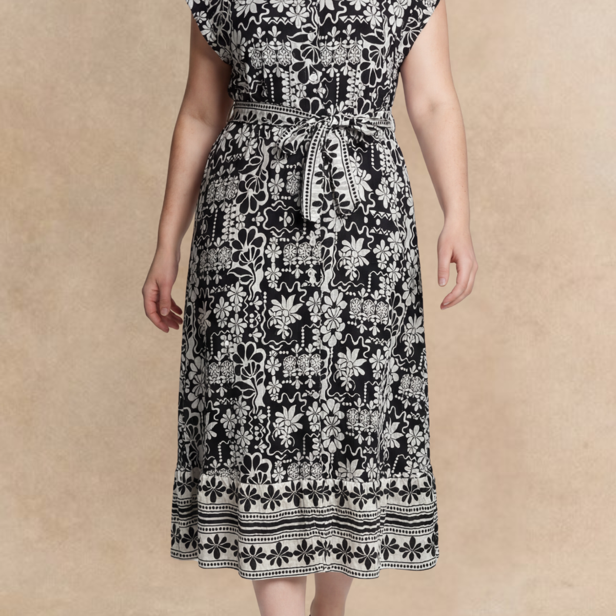 Melodie Black & White Floral Shirt Dress - Onze Montreal