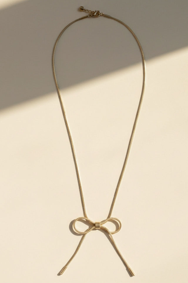 Minimal Bow Pendant Necklace – Gold or Silver