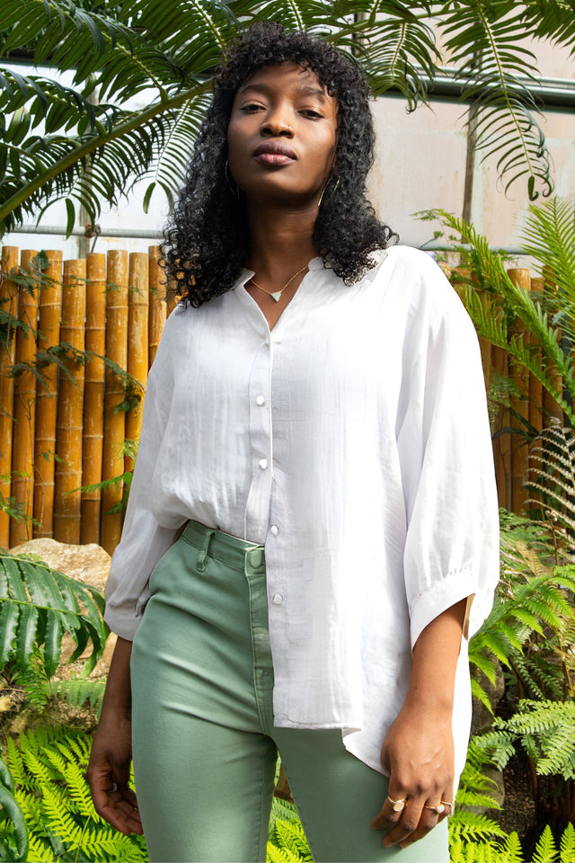 Roxanne Chemise Buttons Oversize – Tissu Léger Semi-Transparent Mélange de Cotons