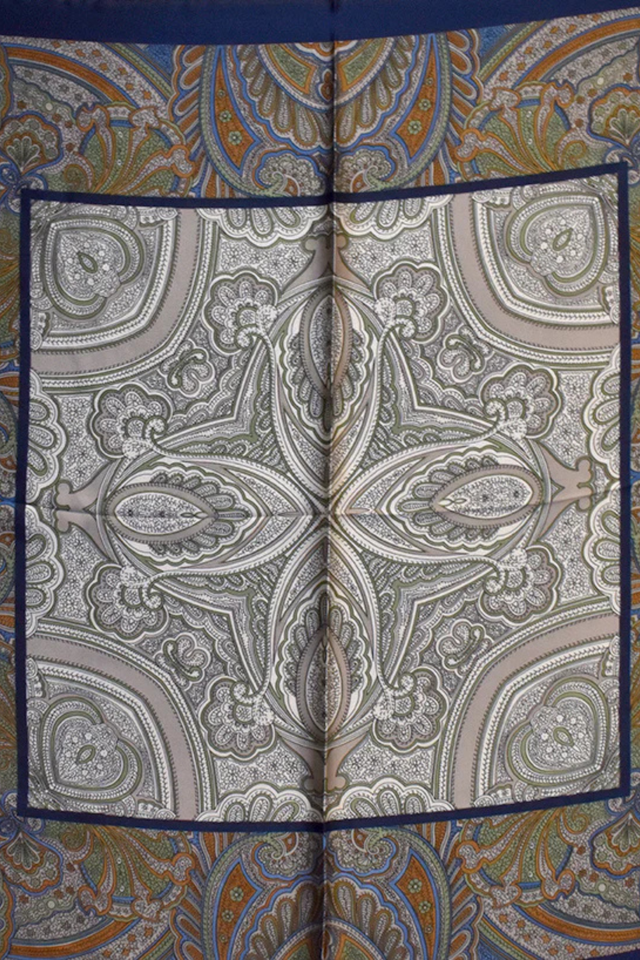 Scarf Neck Hair Paisley