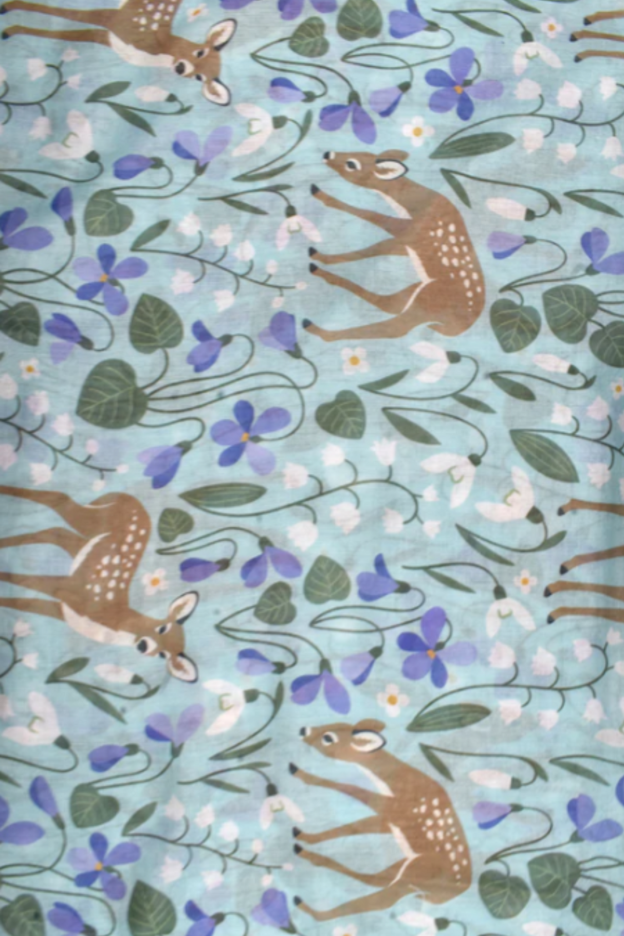 Écharpe Légère Cerf et Fleurs