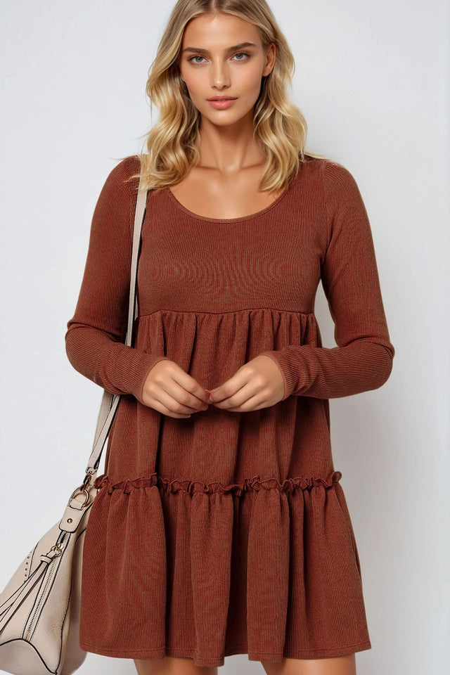 Vania, robe mini à manches longues et volants superposés