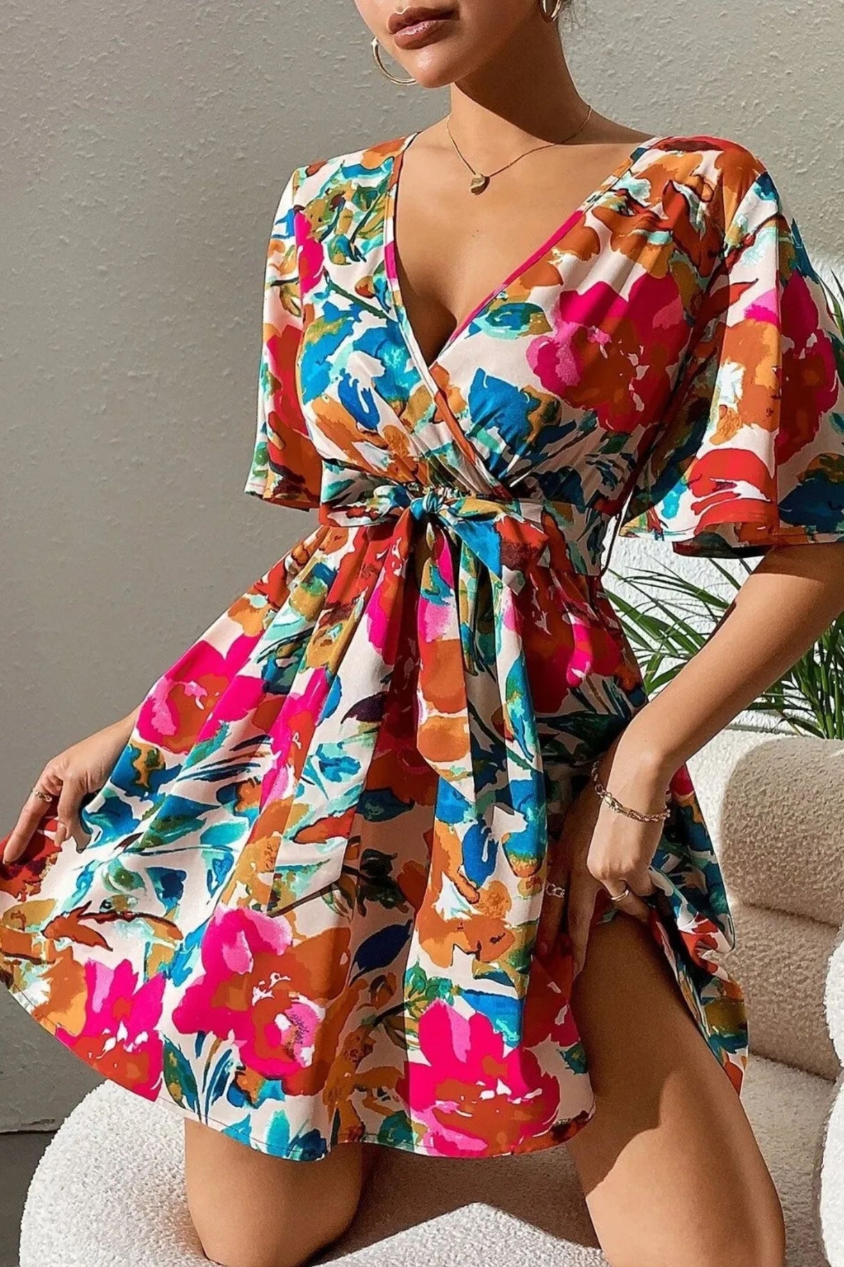 Maeve Robe Mini Croisée Imprimé Floral Manches Courtes