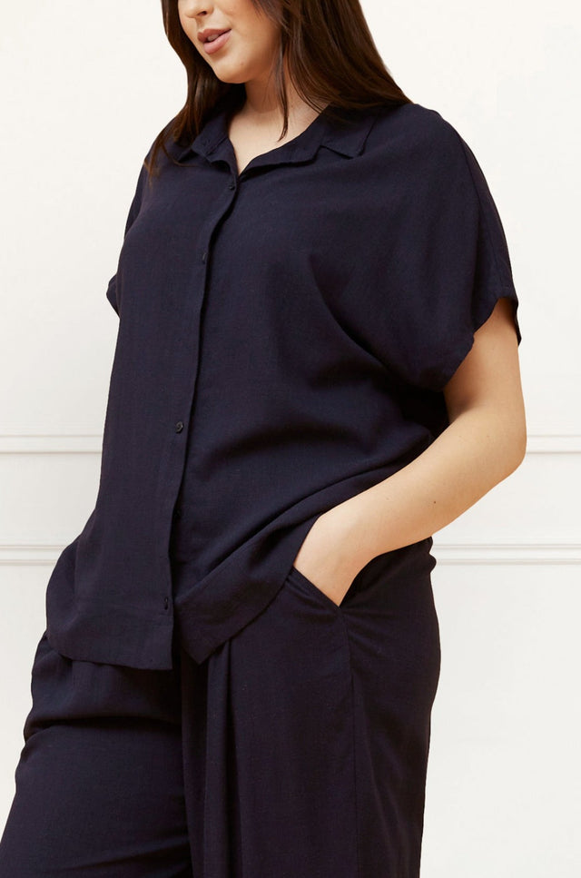 Vera Linen Shirt Short Sleeves Button Solid