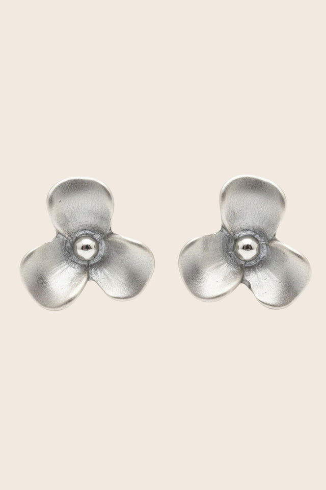 Boucles D’Oreilles Fleur Argentée