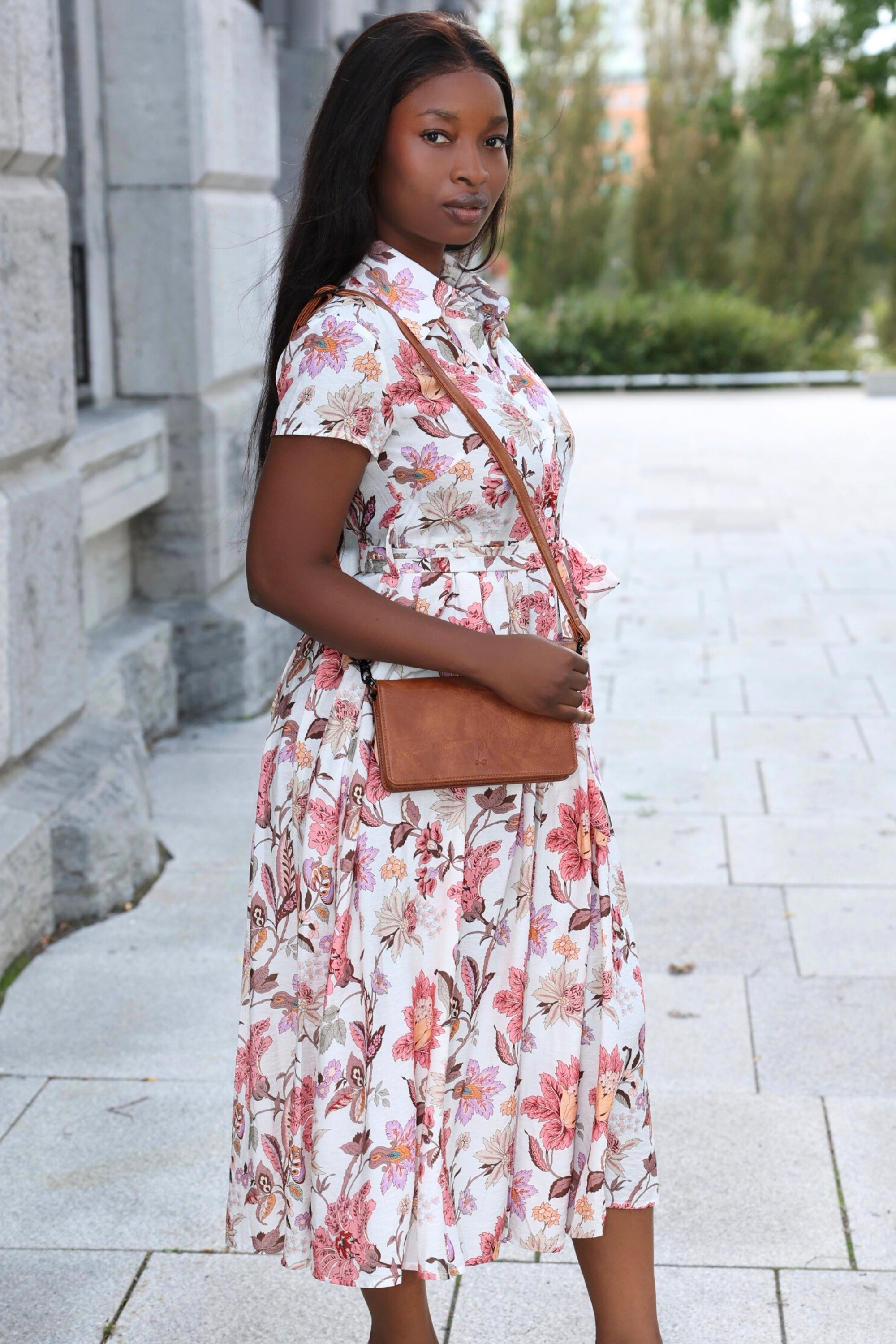 Midi Dresses – Onze Montreal