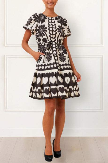 Beatrice Women's Black & White Heart Print Dress – Short Sleeve A-Line Mini Dress with Belt - Onze Montreal XS / Black Annick