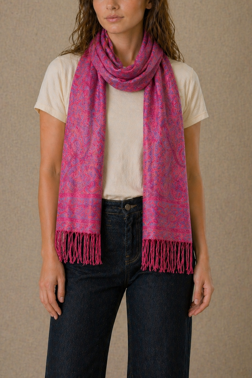 Écharpe jacquard pashmina motif cachemire fucshia
