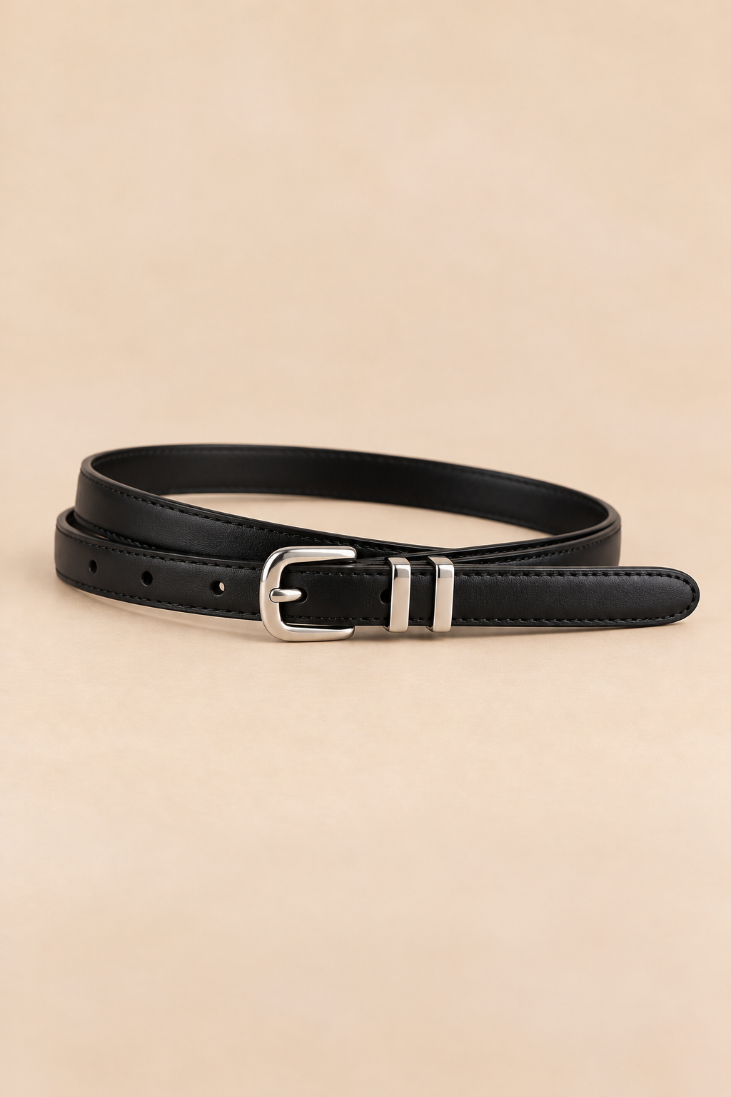 Ceinture Fine Boucle Argentée