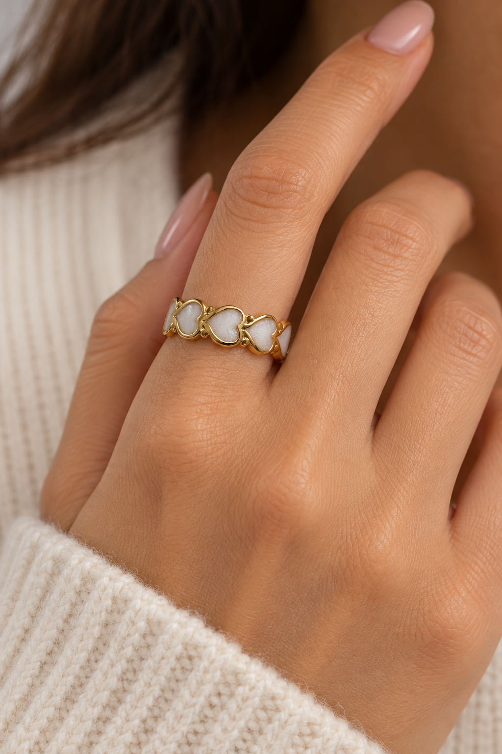 Bague Dorée Cœurs Blancs