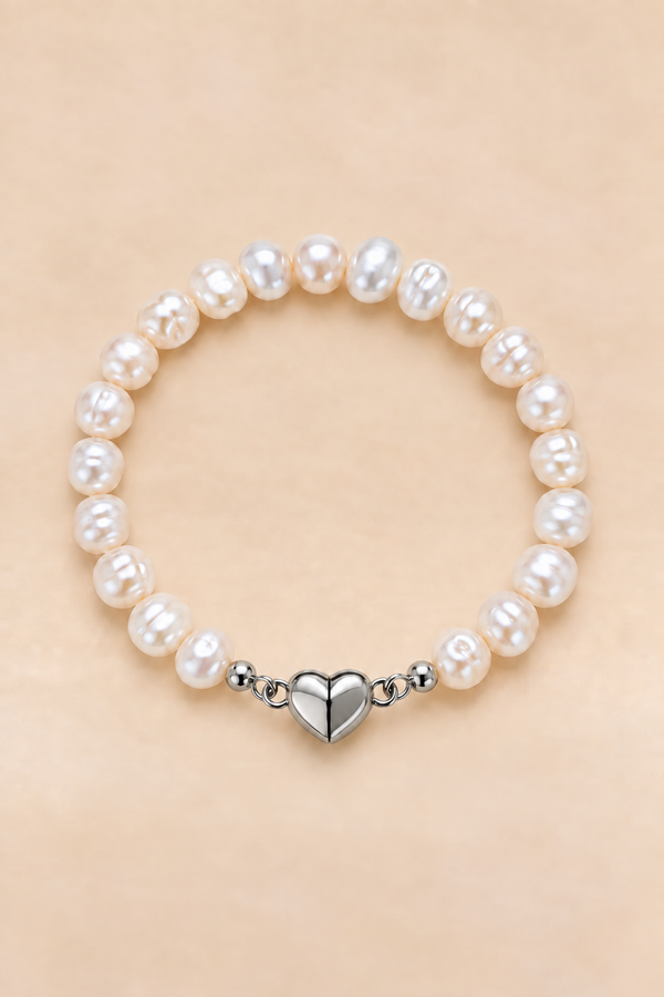 Pearl Heart Clasp Bracelet