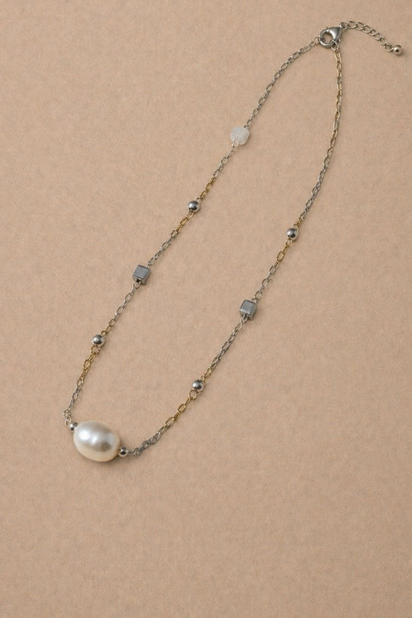 Collier Multi-Rangs à Goutte de Perle