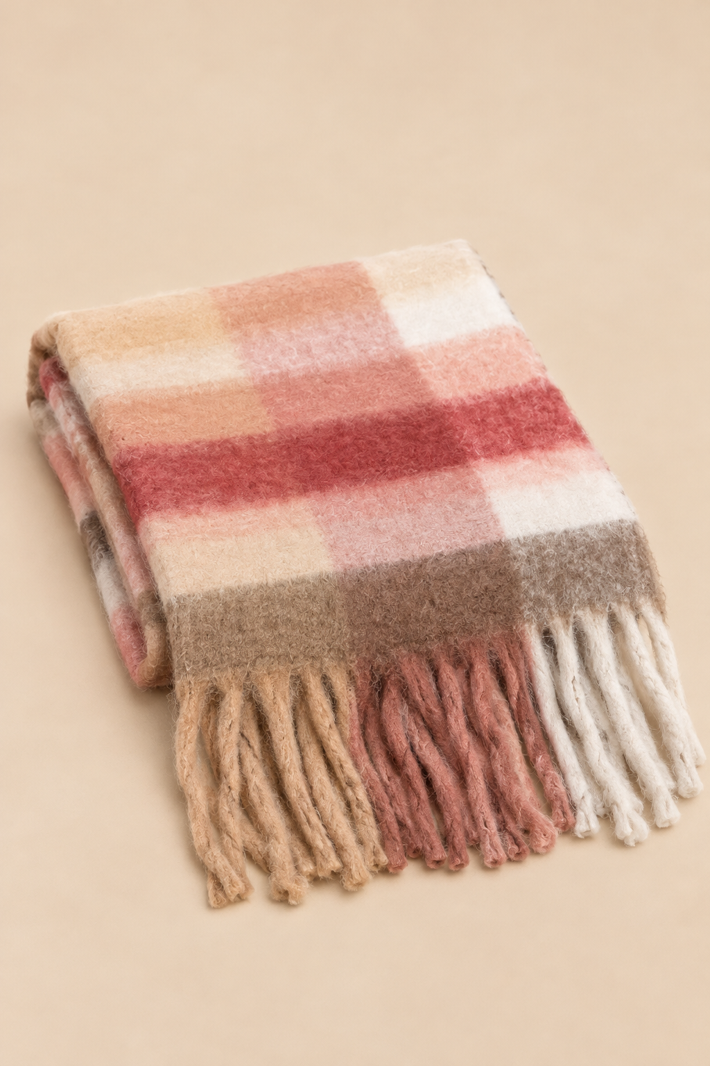 Foulard à carreaux beige et camel à franges