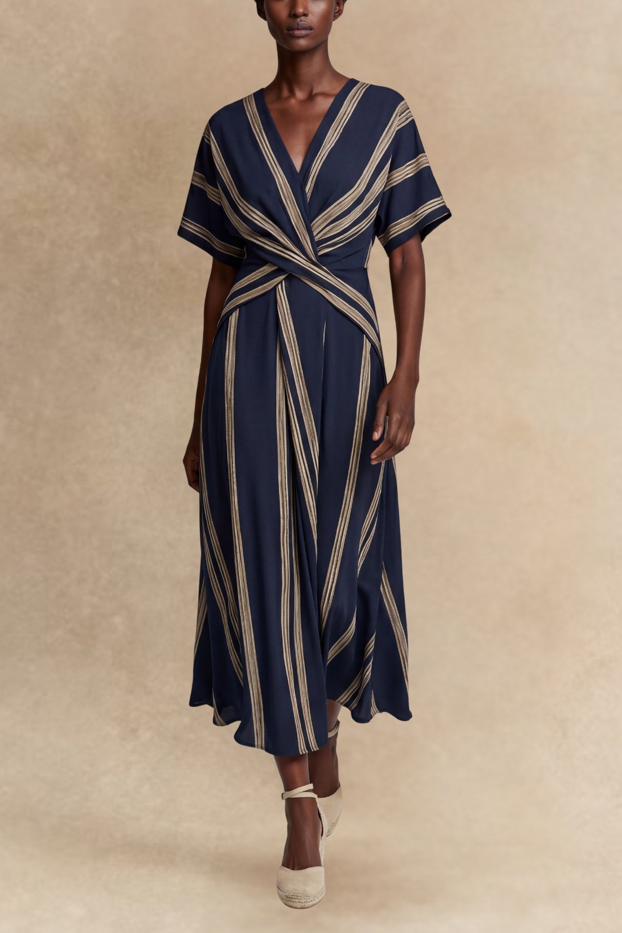 Dixie Robe Longue Décolleté Croisé Rayée