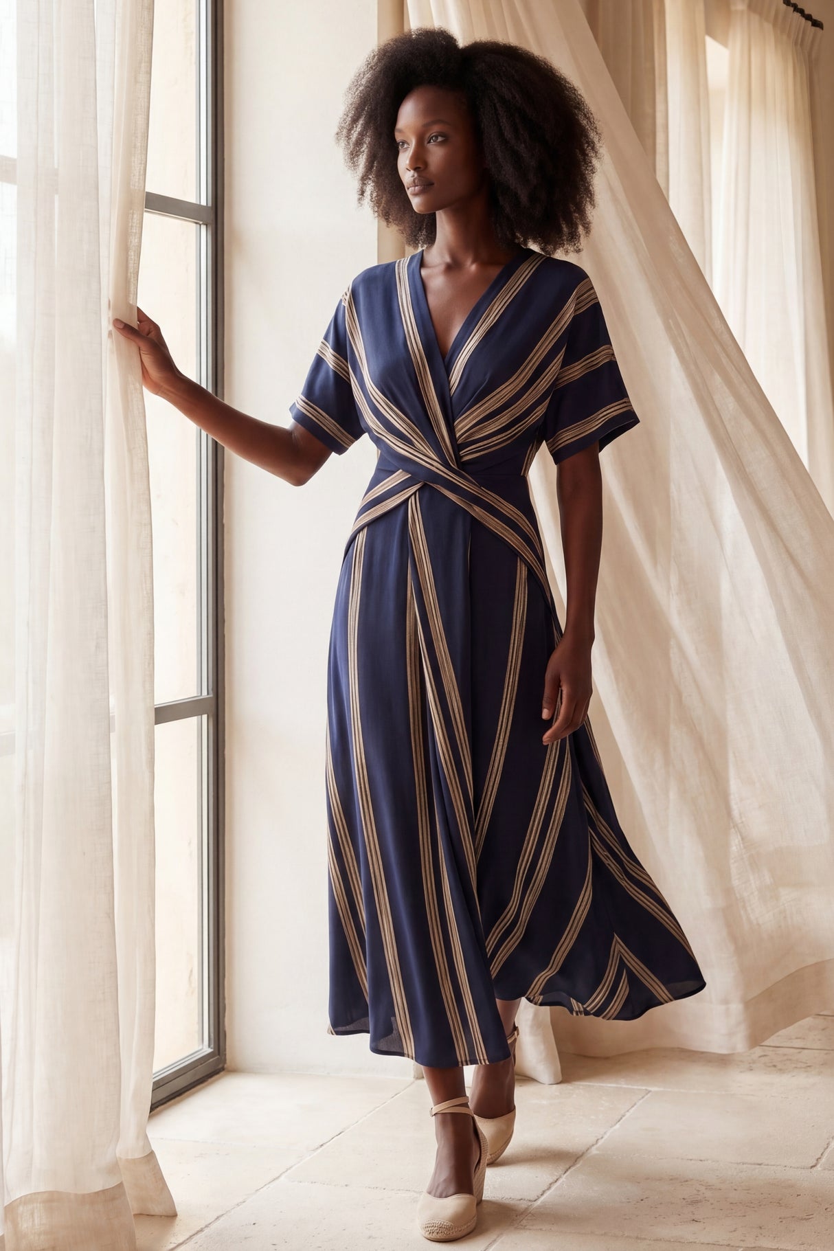 Dixie Robe Longue Décolleté Croisé Rayée