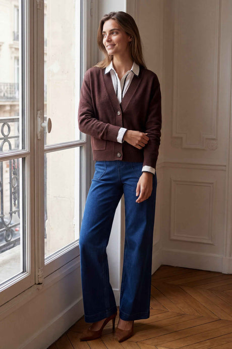 Éliane Button V-Neck Cardigan
