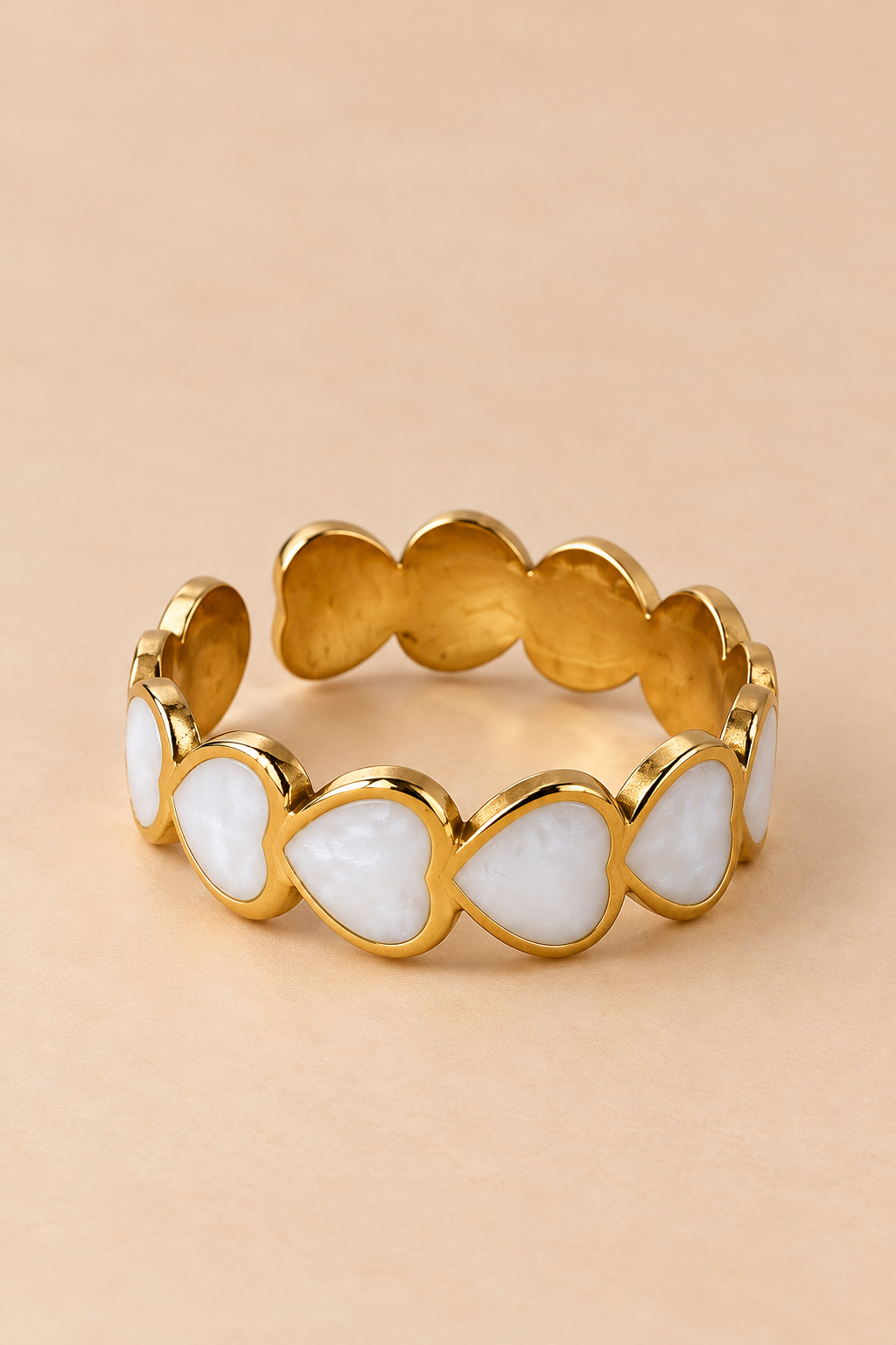 Bague Dorée Cœurs Blancs
