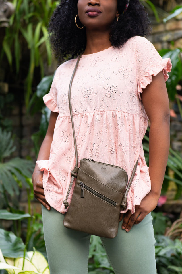 Hannah Vegan Crossbody Bag