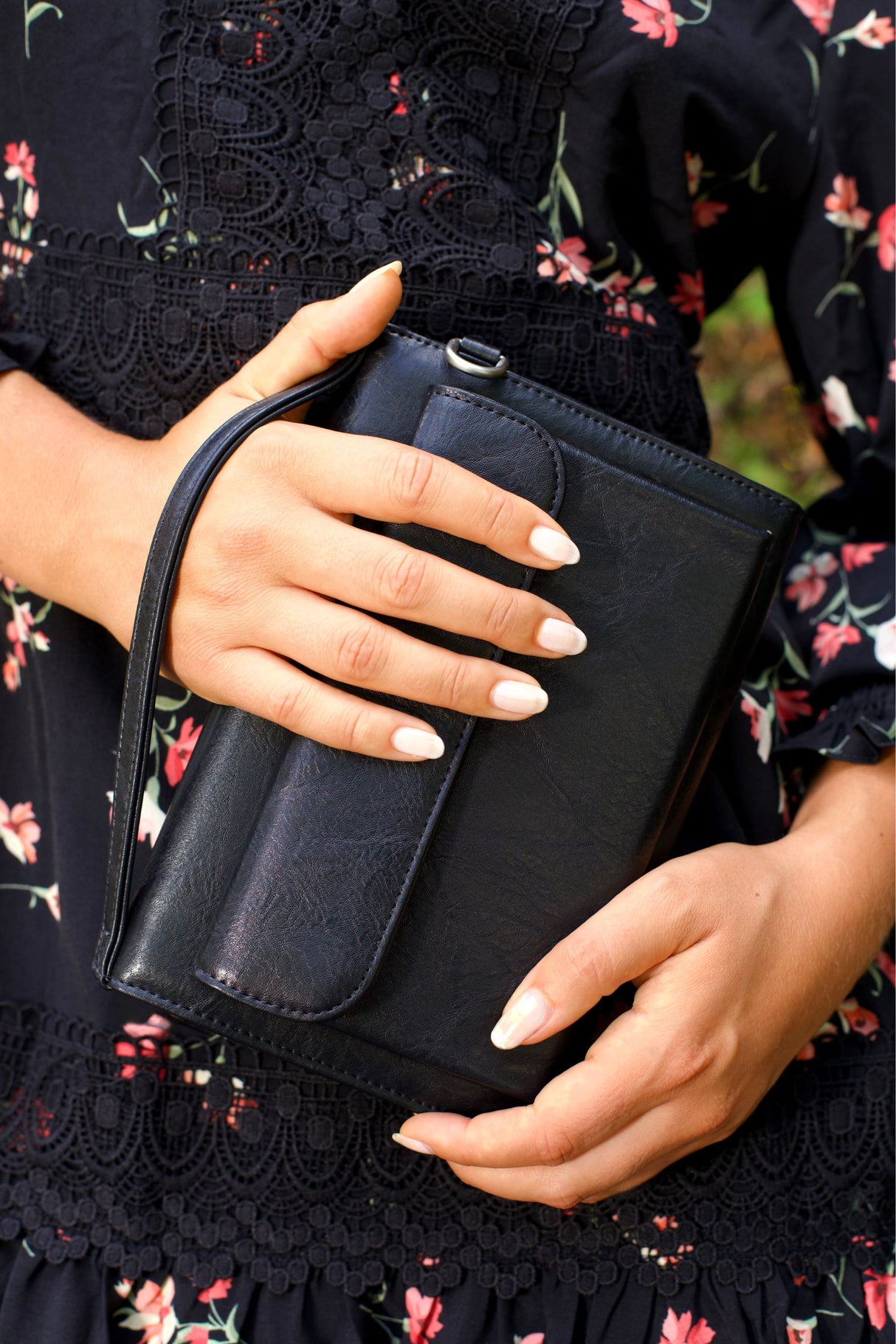 Janelle Crossbody Vegan Leather Wallet