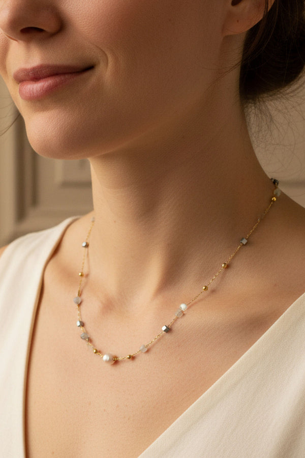 Collier Multi-Rangs à Goutte de Perle