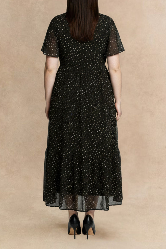 Annabelle Robe Brodée Noire Manches Fluides