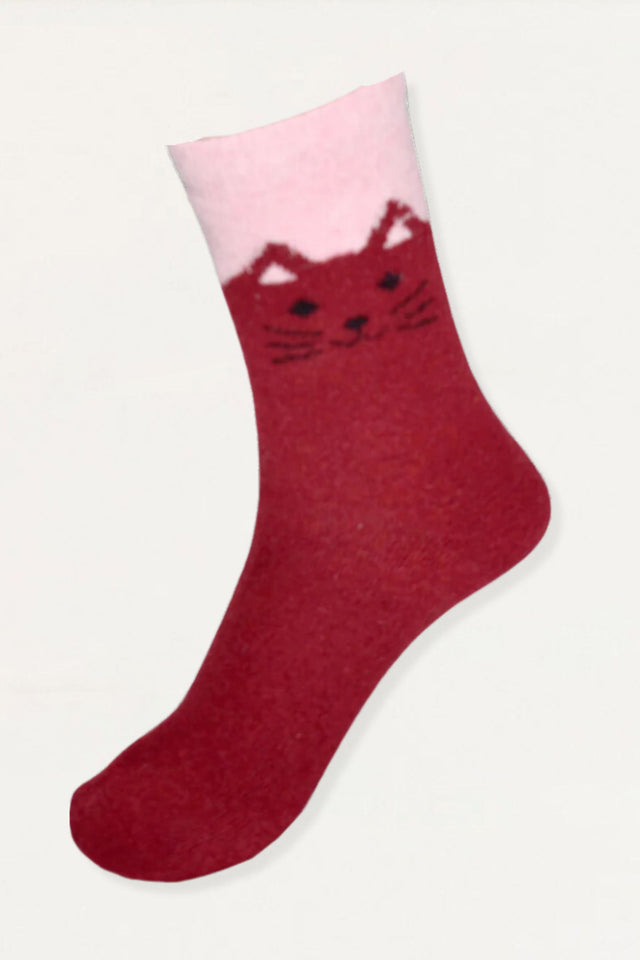 Socks Cat Motif