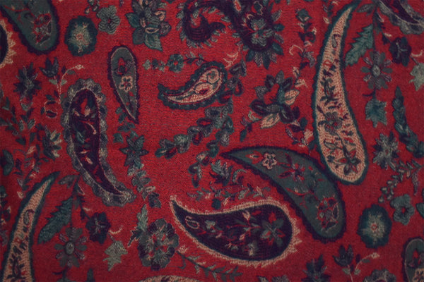 Scarf Paisley Plantsl Motif Fringed