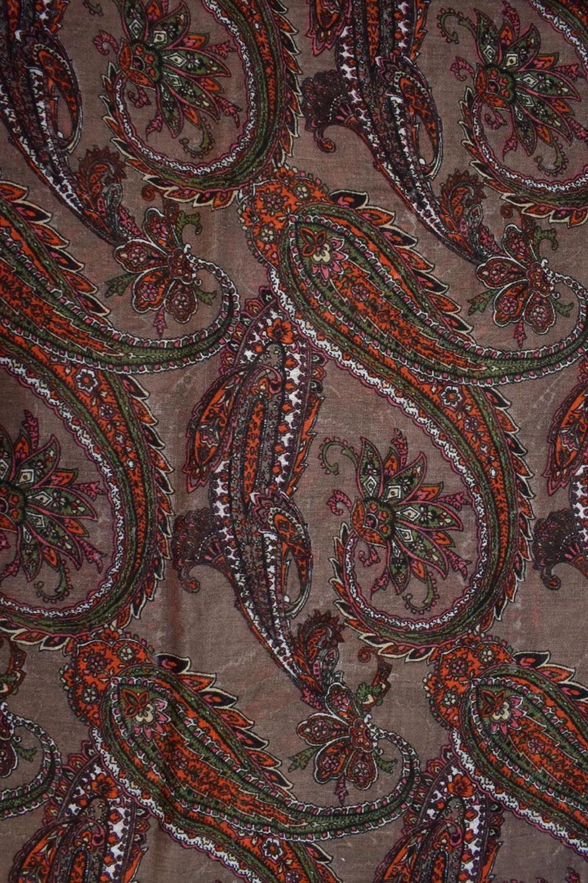 Scarf Light Paisley Leaves Print Brown - Onze Montreal Brown Onze Montreal