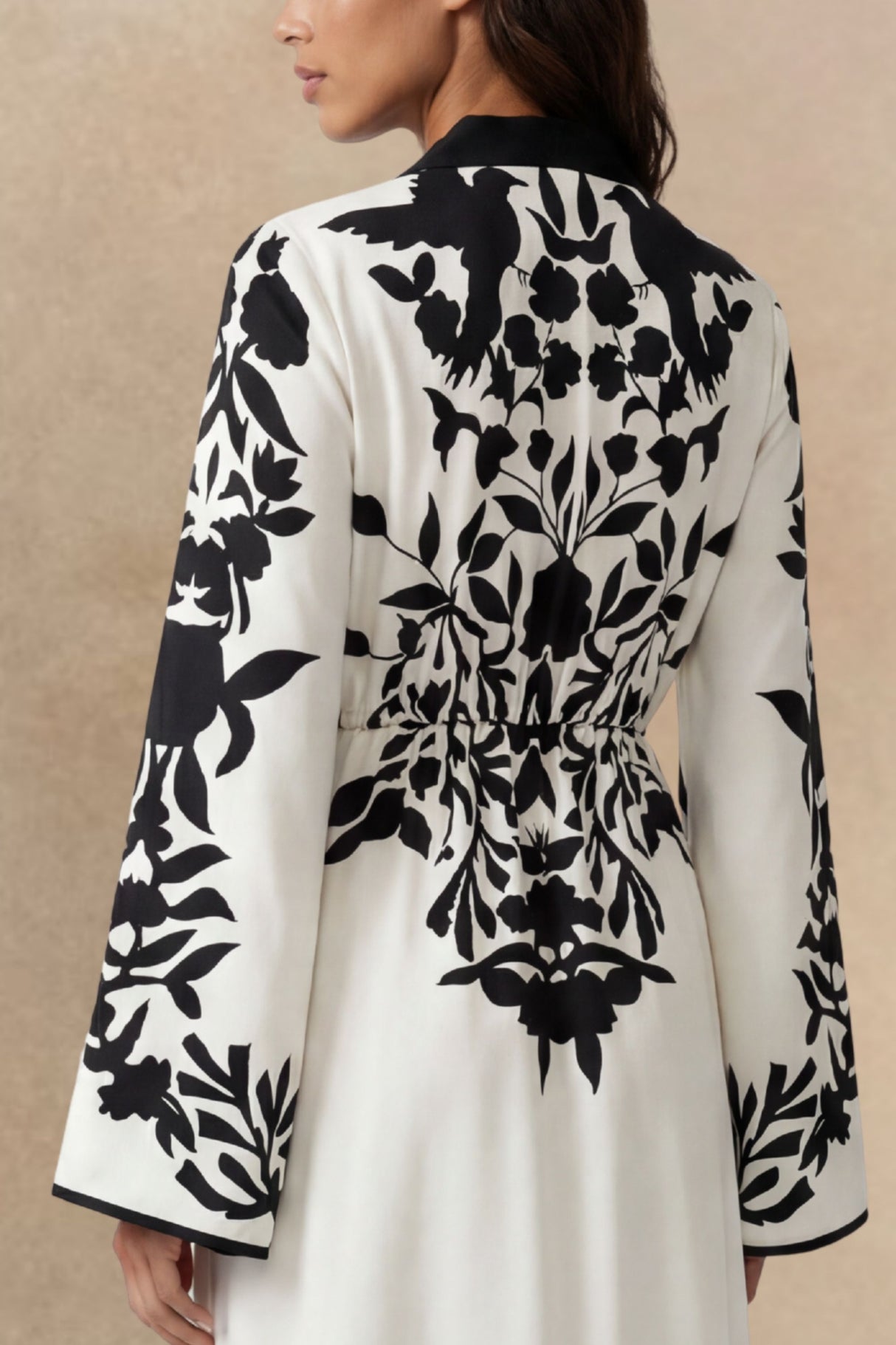 Suzie Robe Midi Portefeuille Longue Manches Fendues