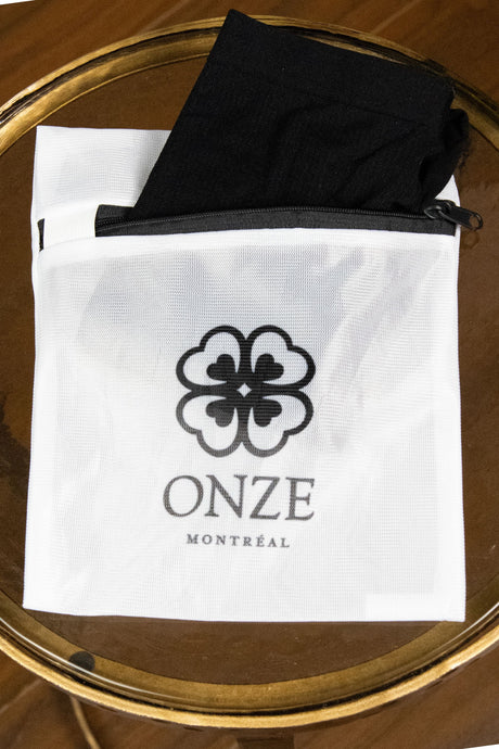 Tights Opaque Stockings + Mesh Laundry Bag - Onze Montreal Black / A Annick