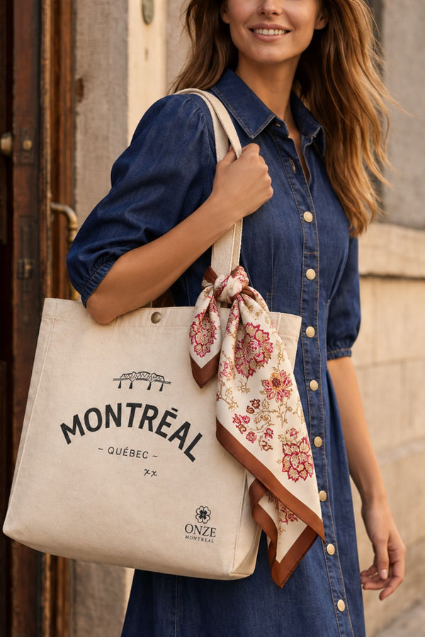 Foulard Carré Brun Motif Floral