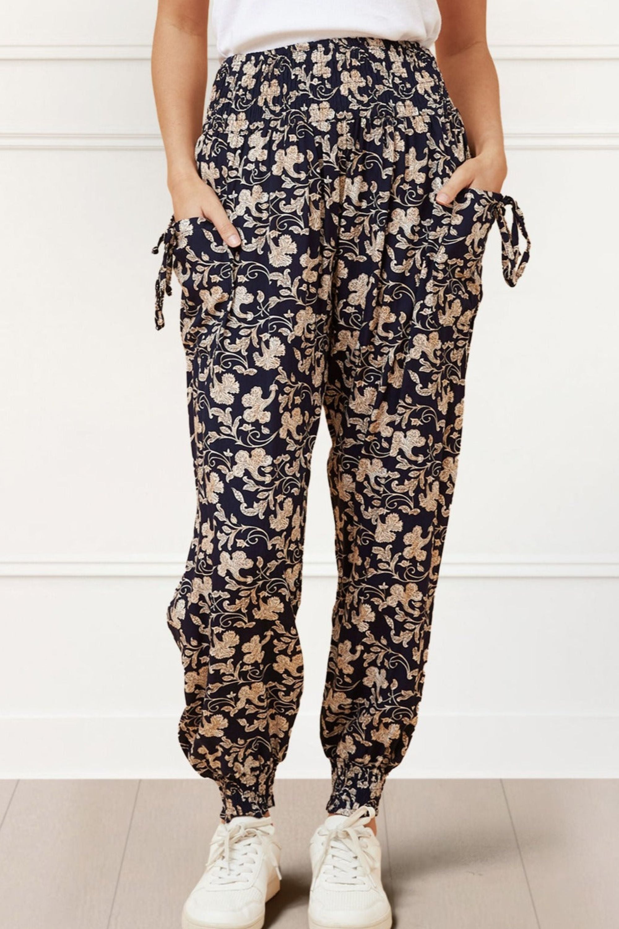 Boho pants canada best sale