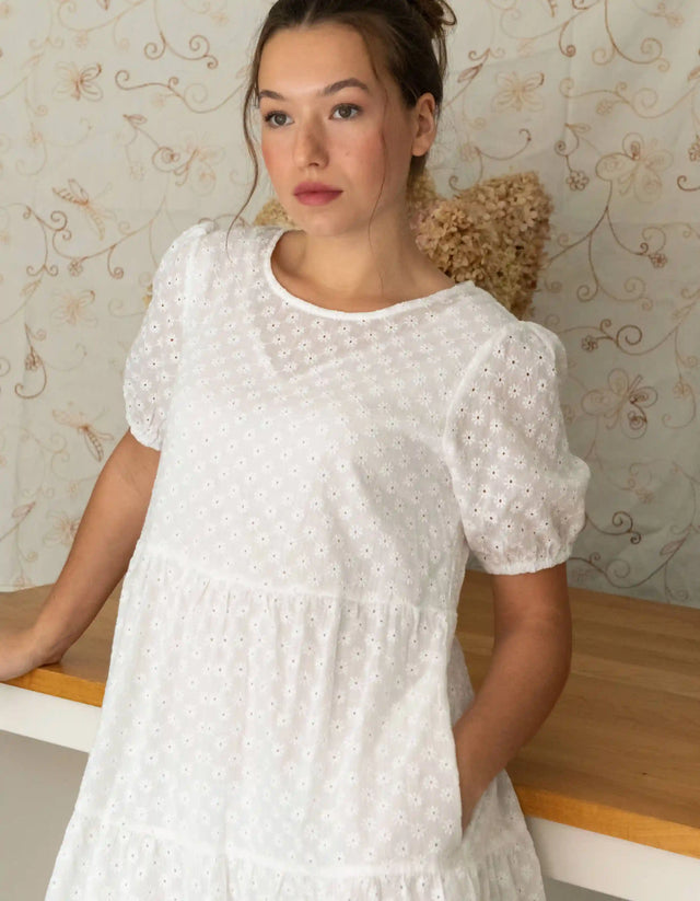 Sofia Dress Tiered Broderie Anglaise White - Onze Montreal