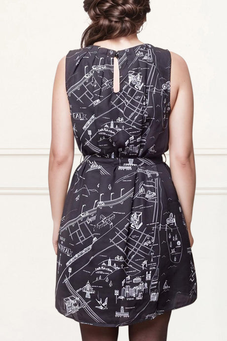 La Métropolitaine Dress Montréal Map Print Black - Onze Montreal XS / Black Annick