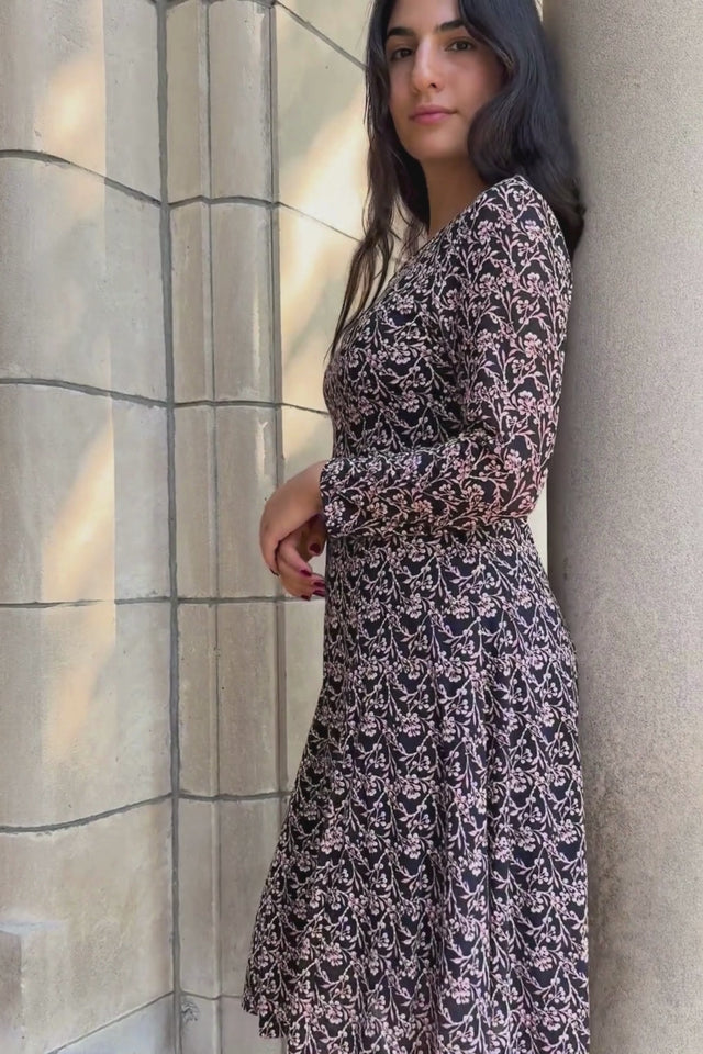 Audrey Robe Marine Évasée Maille Filet Imprimé Floral Beige