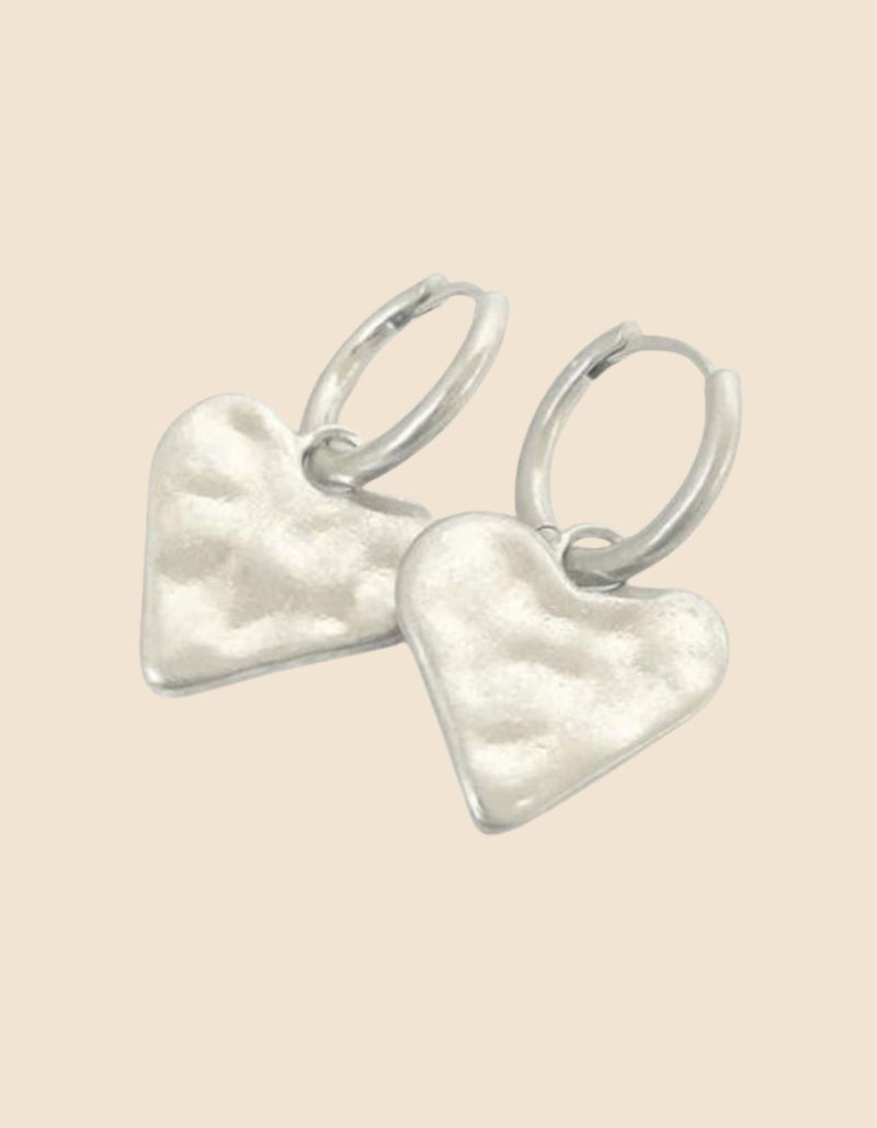 Earrings Heart Hammered Finish - Onze Montreal